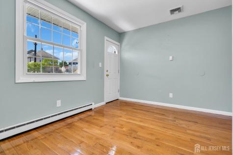 287 E Smith Street E Woodbridge Proper NJ 07095