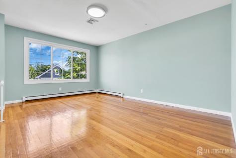 287 E Smith Street E Woodbridge Proper NJ 07095