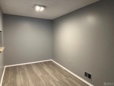464 Northam Drive North Brunswick NJ 08902
