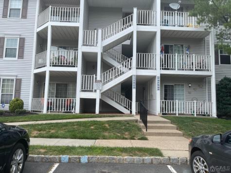 464 Northam Drive North Brunswick NJ 08902
