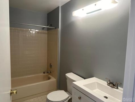 464 Northam Drive North Brunswick NJ 08902