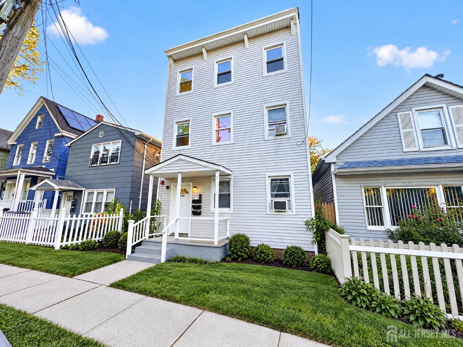 725 Parker Street Perth Amboy NJ 08861