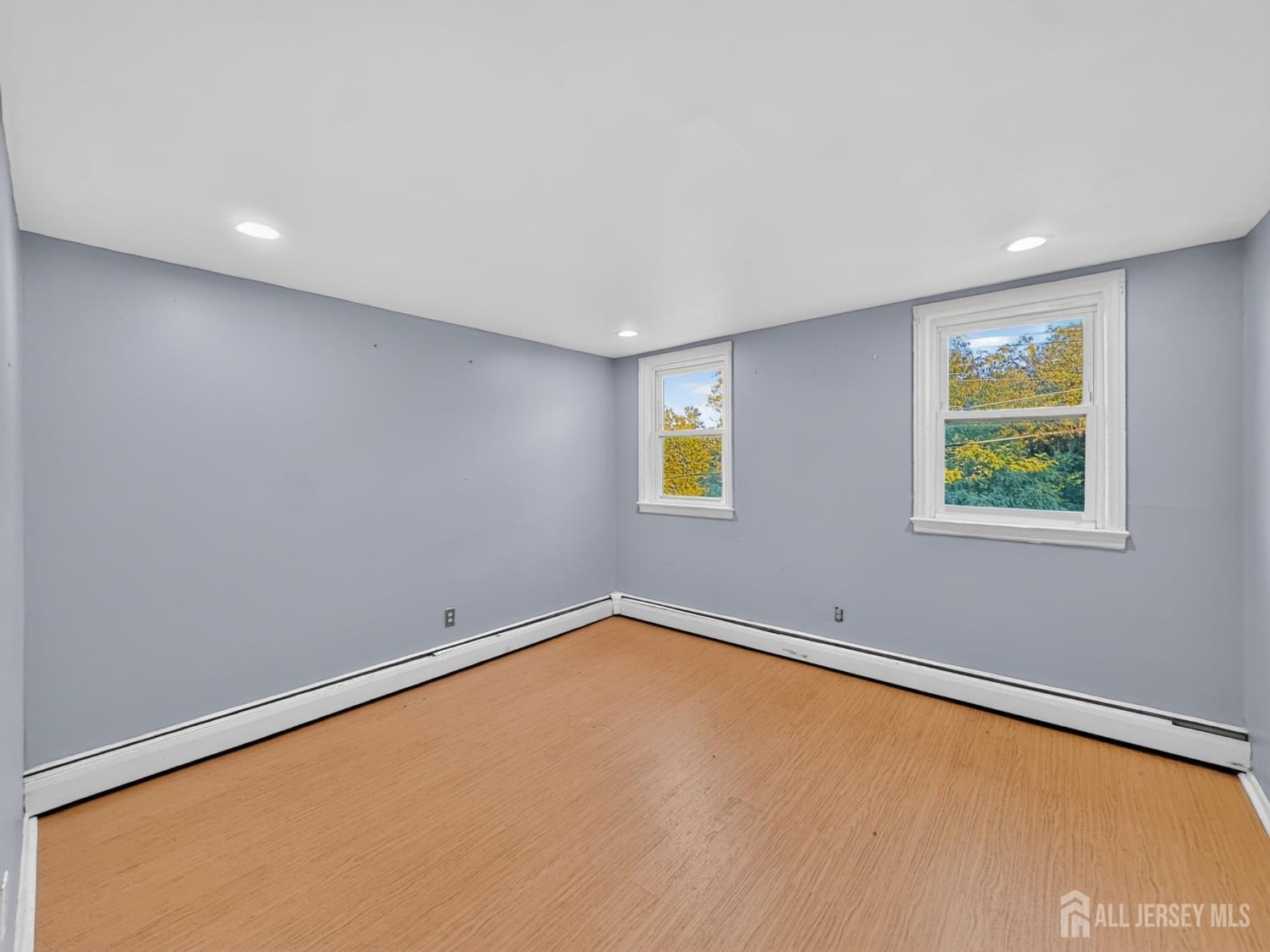 725 Parker Street Perth Amboy NJ 08861