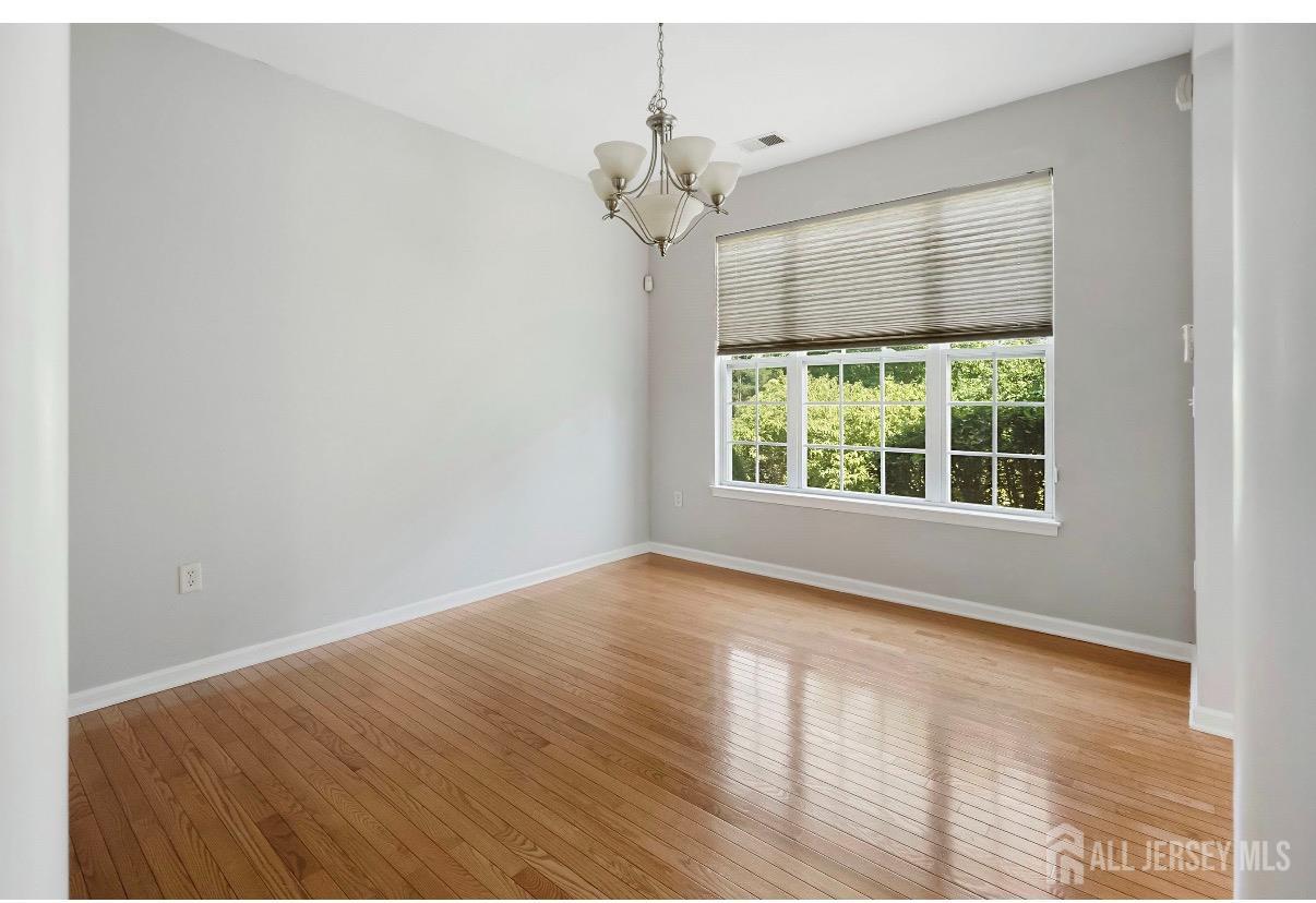 50 Wlodarczyk Place Sayreville NJ 08859