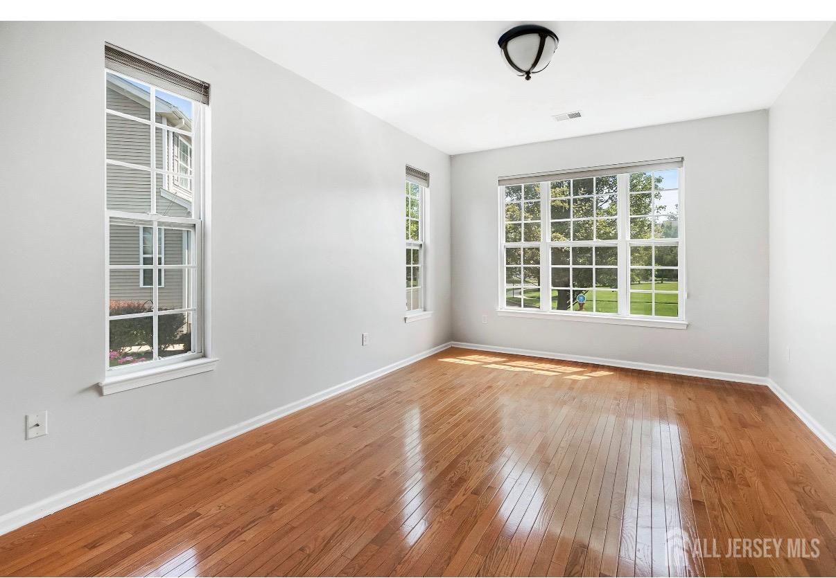 50 Wlodarczyk Place Sayreville NJ 08859