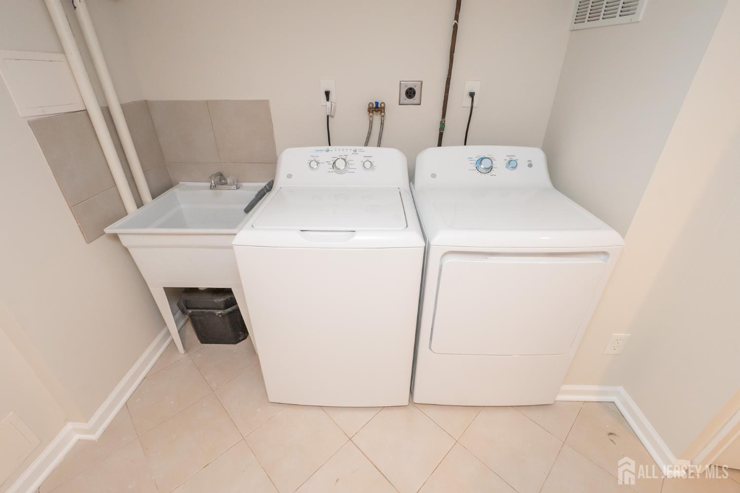135 Summerhill Road East Brunswick NJ 08816