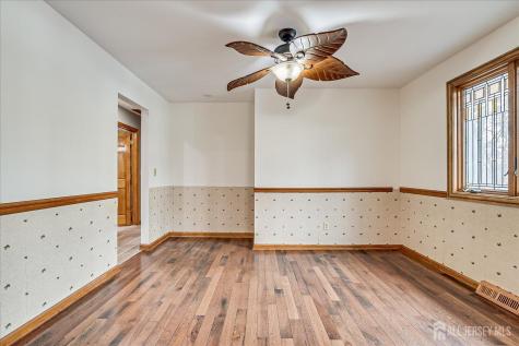 23 Cardownie Street Edison NJ 08817