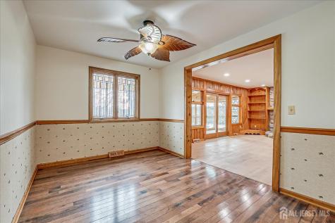 23 Cardownie Street Edison NJ 08817