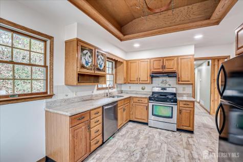 23 Cardownie Street Edison NJ 08817