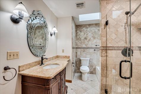 23 Cardownie Street Edison NJ 08817