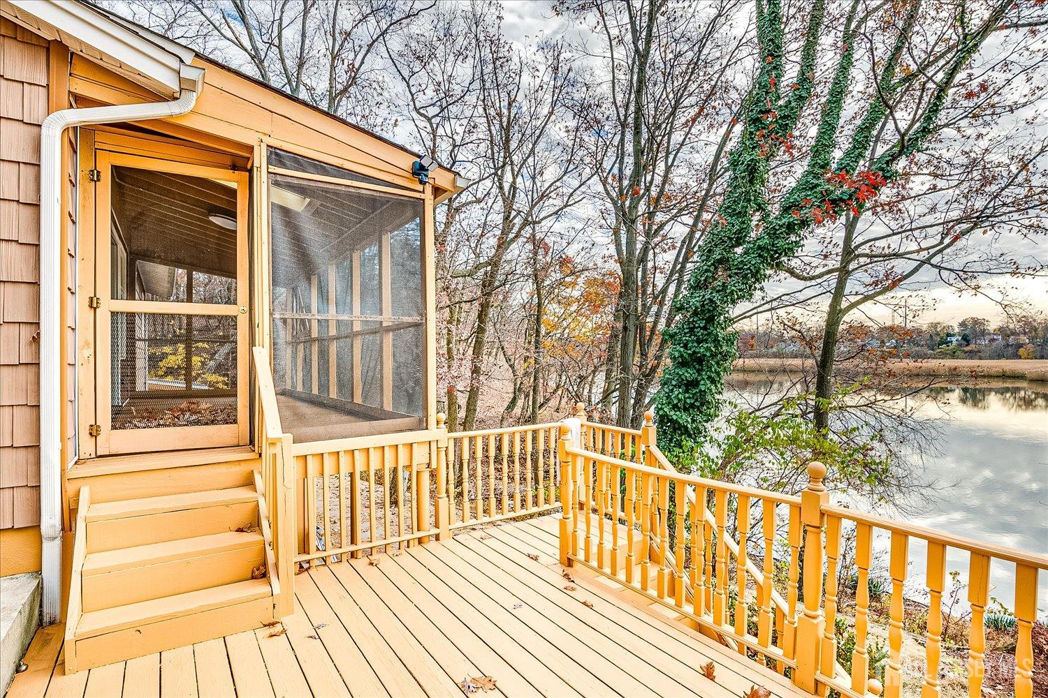 23 Cardownie Street Edison NJ 08817