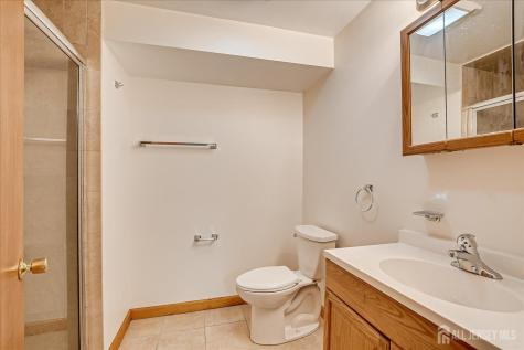 23 Cardownie Street Edison NJ 08817