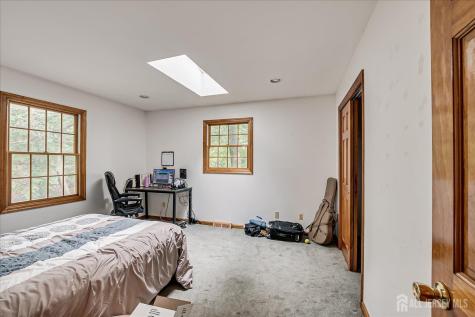 23 Cardownie Street Edison NJ 08817