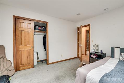23 Cardownie Street Edison NJ 08817
