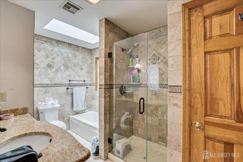 23 Cardownie Street Edison NJ 08817