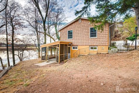 23 Cardownie Street Edison NJ 08817