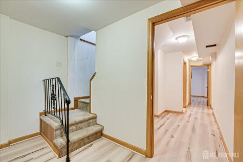 23 Cardownie Street Edison NJ 08817