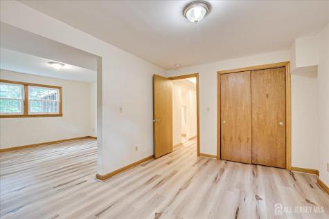 23 Cardownie Street Edison NJ 08817