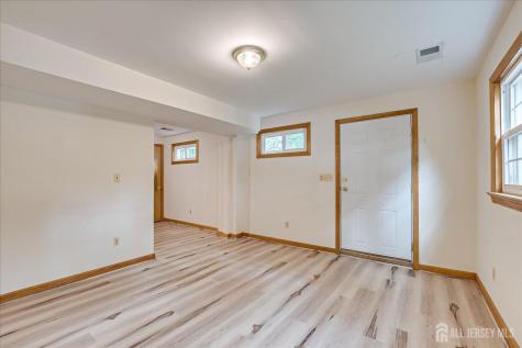 23 Cardownie Street Edison NJ 08817