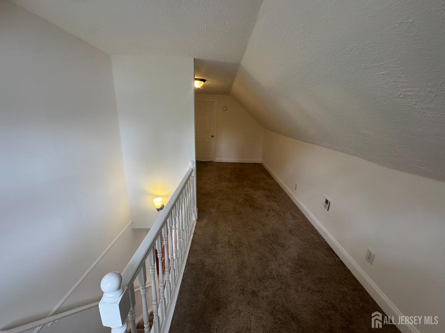 51 Kenwood Terrace Hamilton NJ 08610
