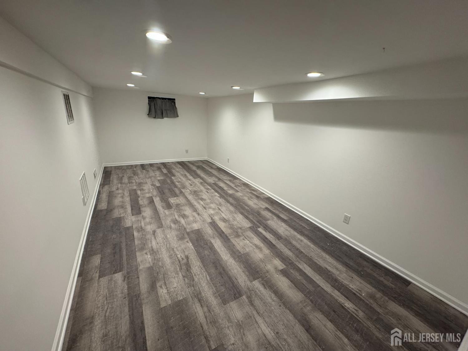 51 Kenwood Terrace Hamilton NJ 08610