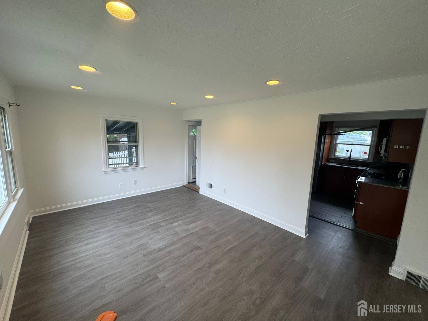 51 Kenwood Terrace Hamilton NJ 08610