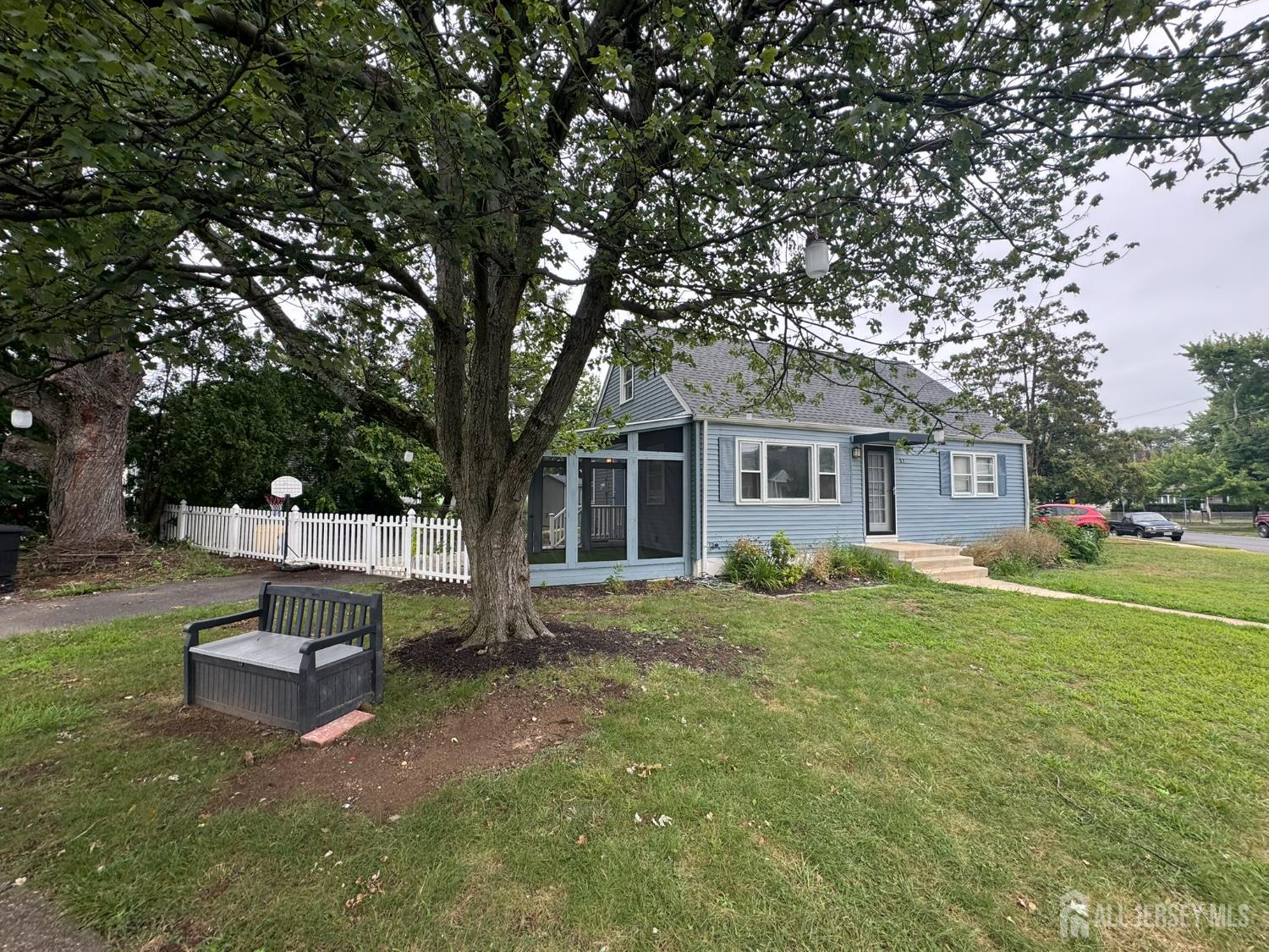 51 Kenwood Terrace Hamilton NJ 08610