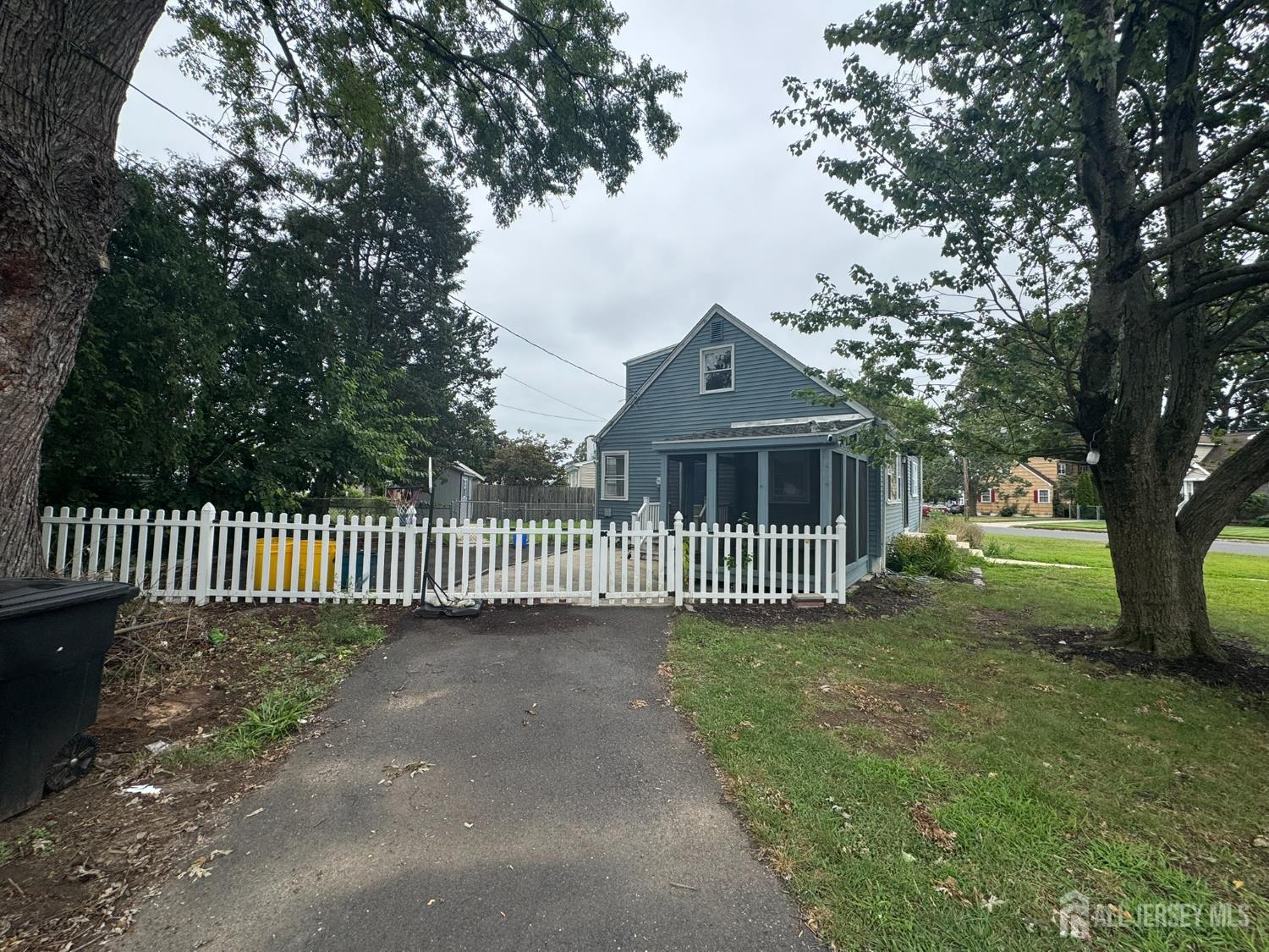 51 Kenwood Terrace Hamilton NJ 08610