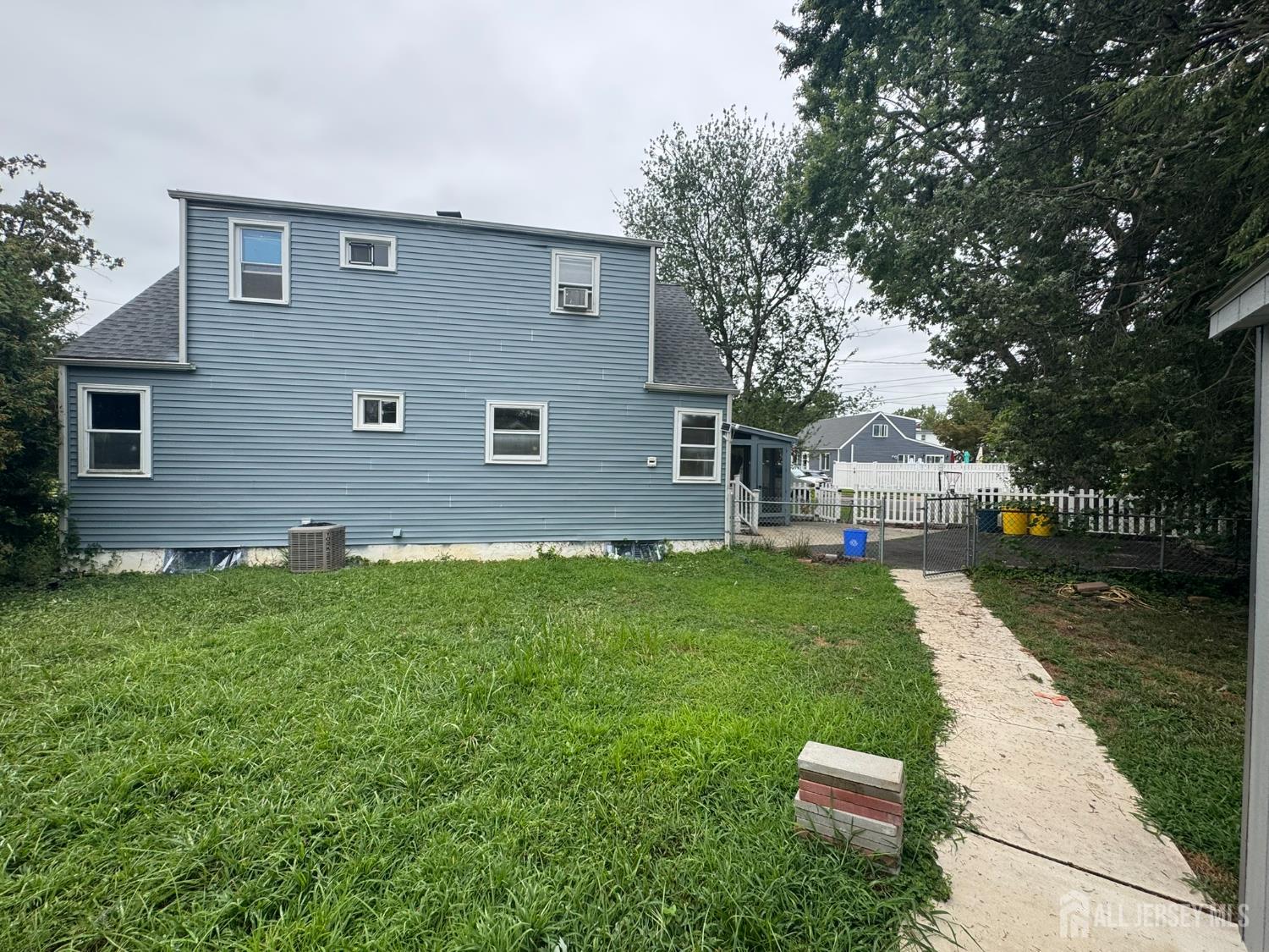 51 Kenwood Terrace Hamilton NJ 08610