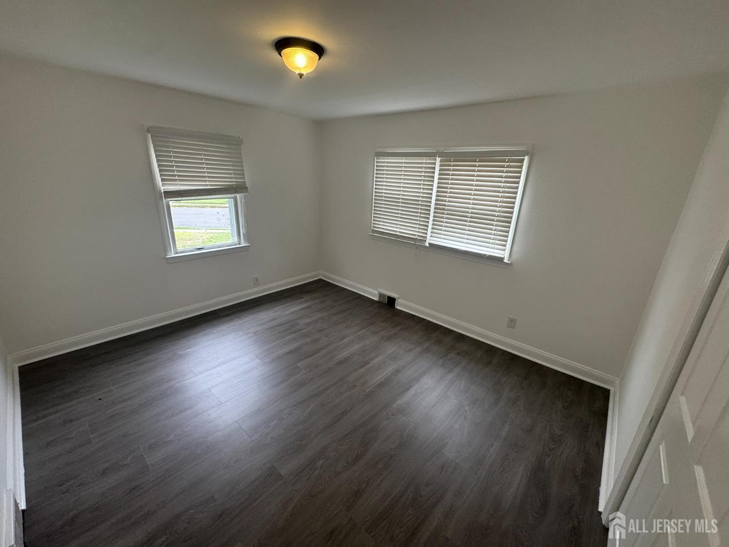 51 Kenwood Terrace Hamilton NJ 08610