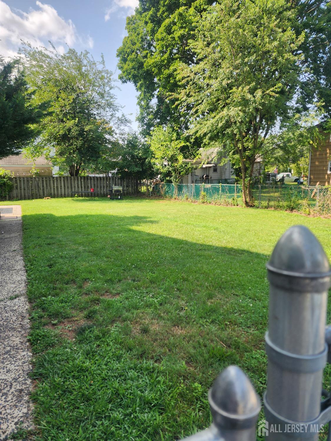 102 Wisteria Street Edison NJ 08817