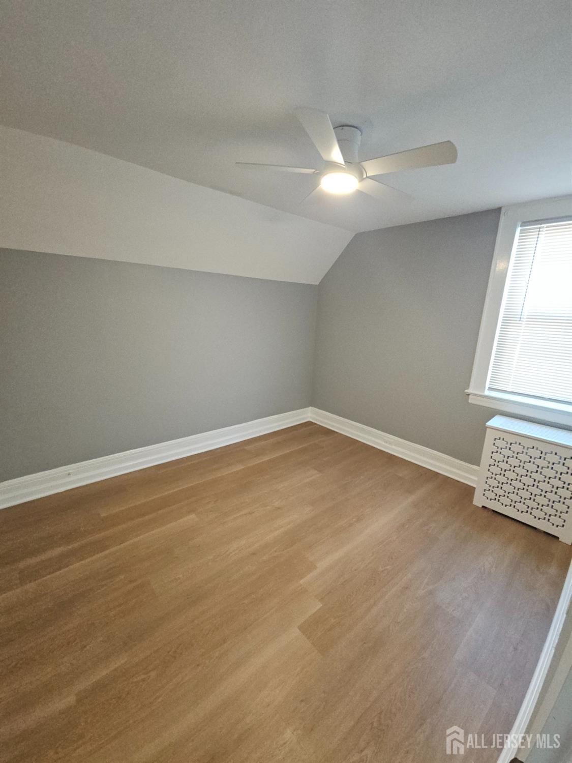 582 Mereline Avenue Avenel NJ 07001