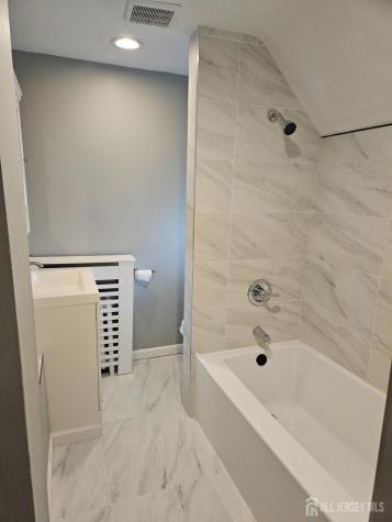 582 Mereline Avenue Avenel NJ 07001