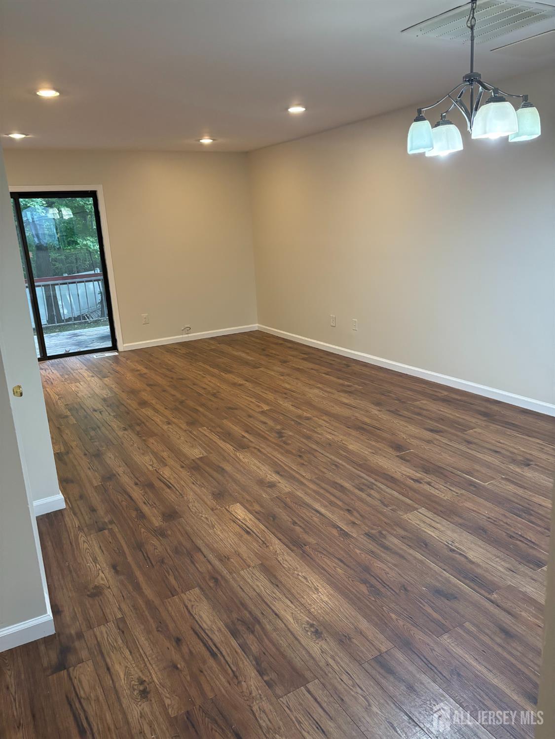 20 Wood Acres Drive North Brunswick NJ 08902