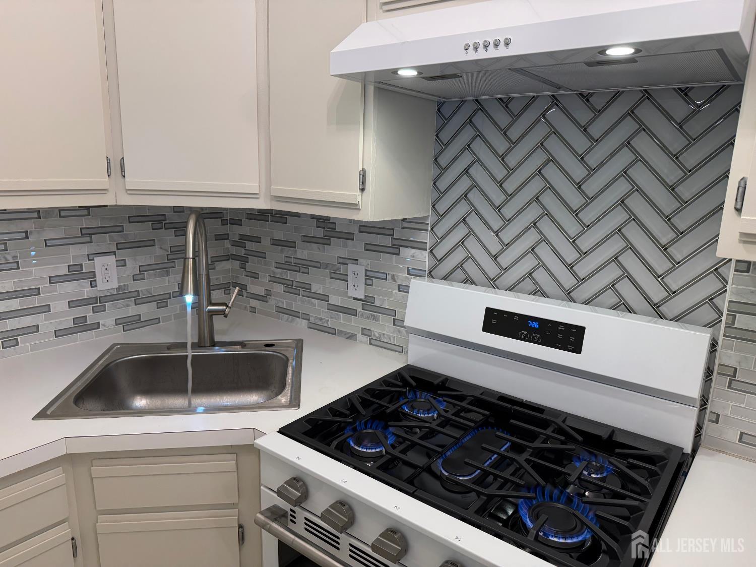 4 Chelsea Drive Piscataway NJ 08854
