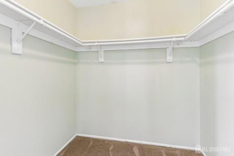 4 Chelsea Drive Piscataway NJ 08854