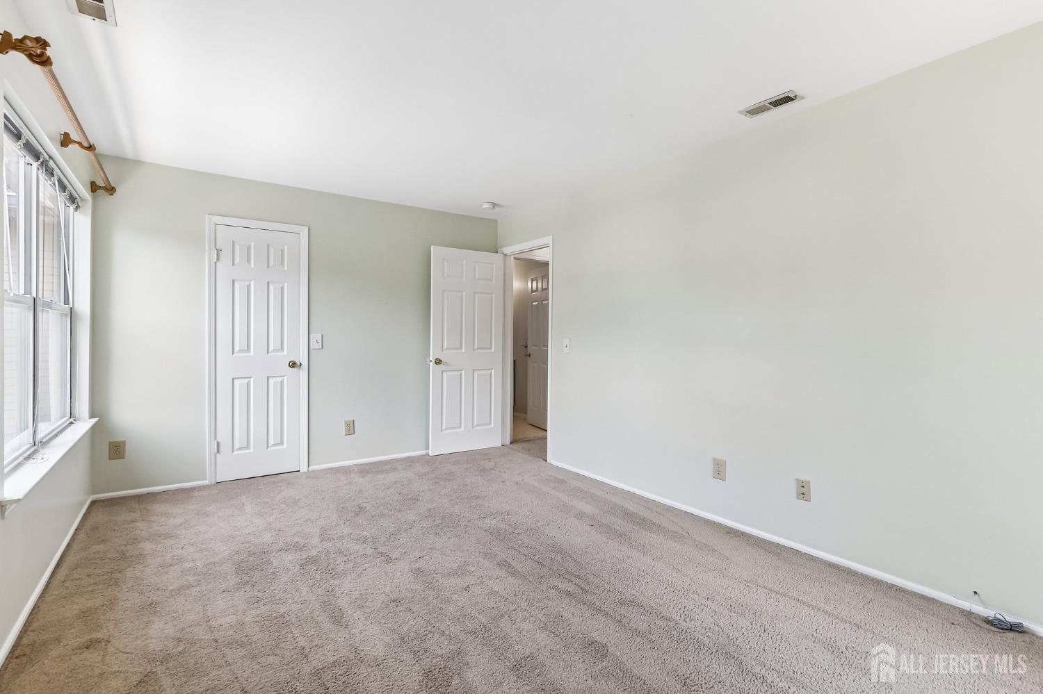 4 Chelsea Drive Piscataway NJ 08854