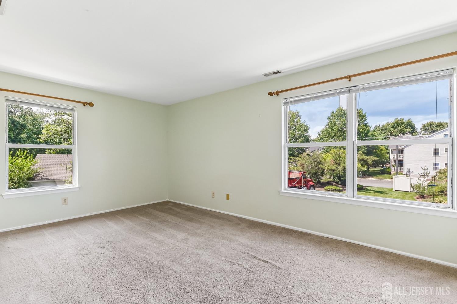 4 Chelsea Drive Piscataway NJ 08854