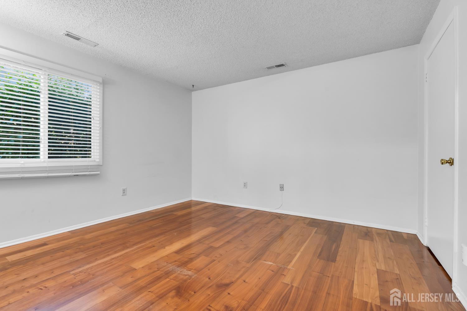 1719 Aspen Drive Plainsboro NJ 08536