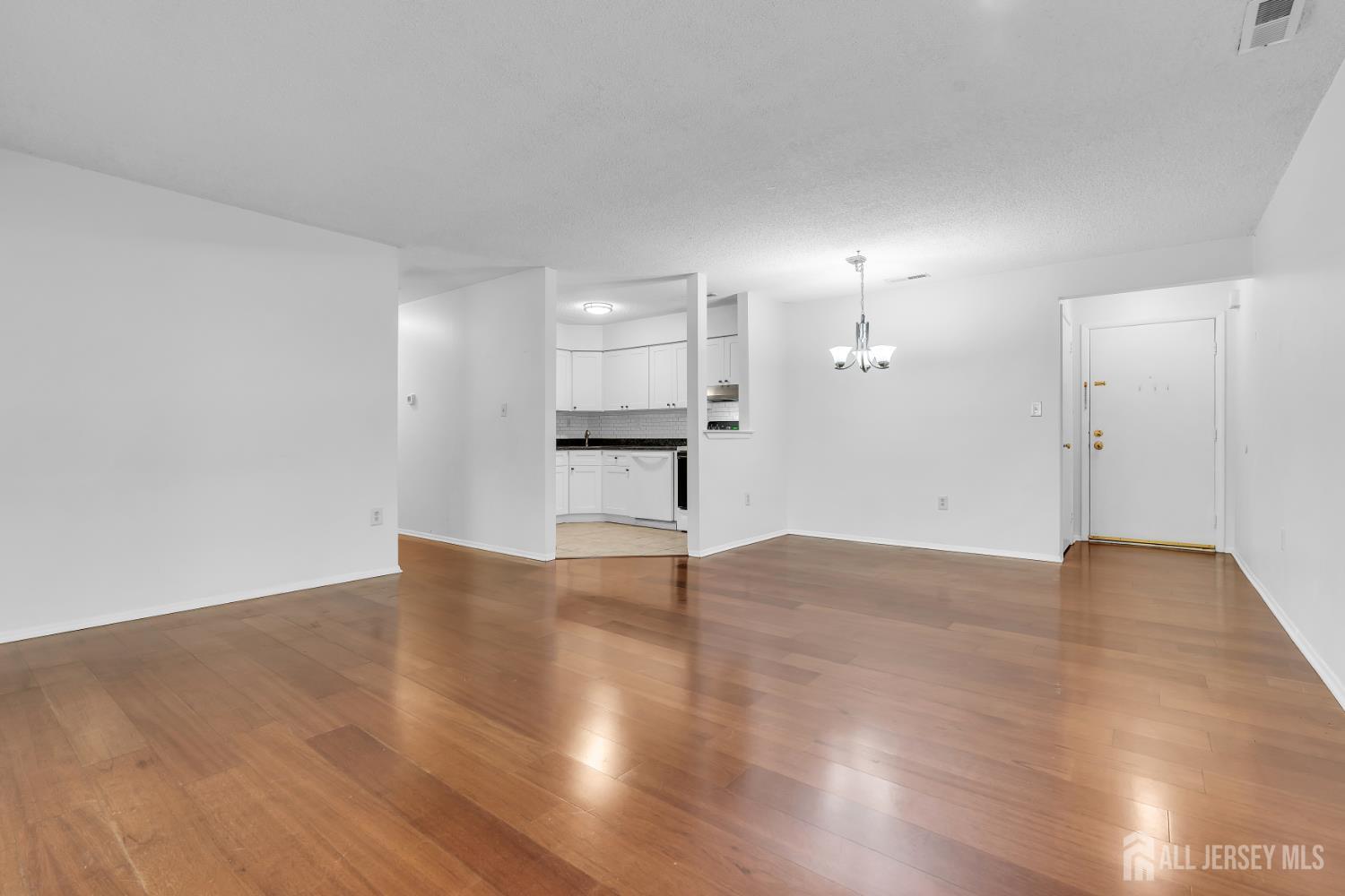1719 Aspen Drive Plainsboro NJ 08536