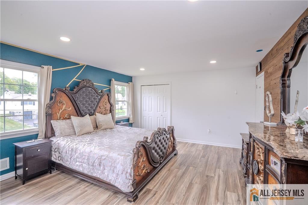 21 Pennington Avenue Colonia NJ 07067
