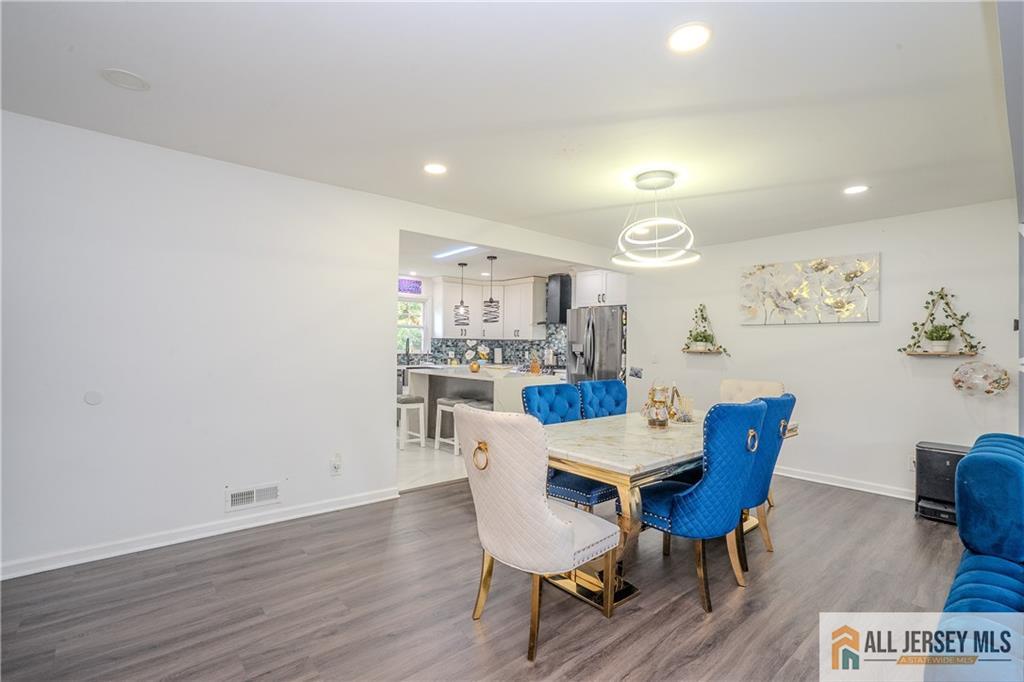 21 Pennington Avenue Colonia NJ 07067