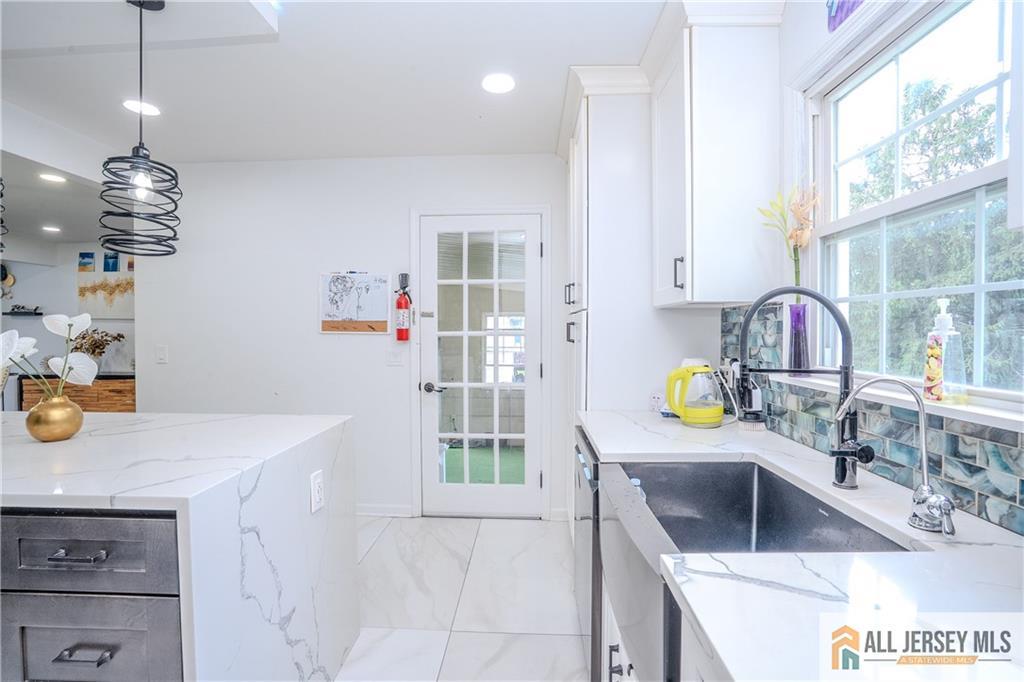 21 Pennington Avenue Colonia NJ 07067