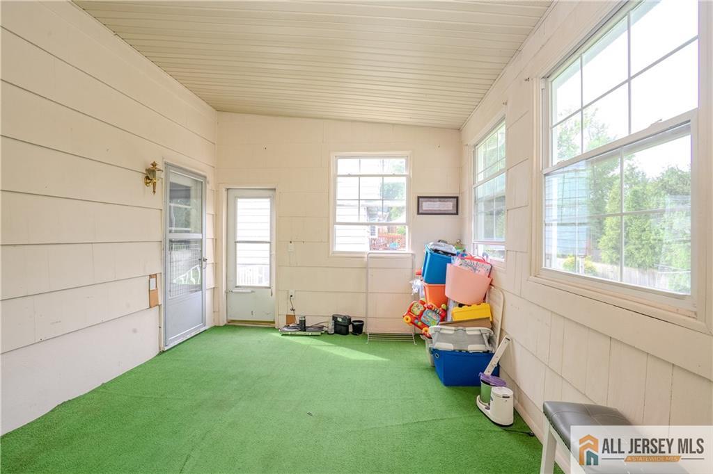 21 Pennington Avenue Colonia NJ 07067