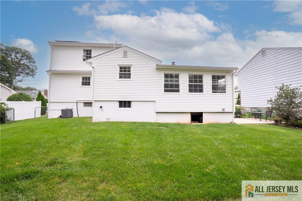 21 Pennington Avenue Colonia NJ 07067
