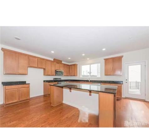 13 Bond Street North Brunswick NJ 08902