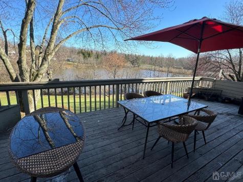 18 E Countryside Drive South Brunswick NJ 08540