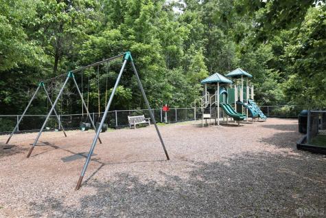 18 E Countryside Drive South Brunswick NJ 08540