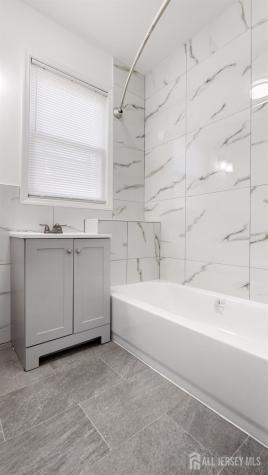 126 N 14th Street East Orange NJ 07017