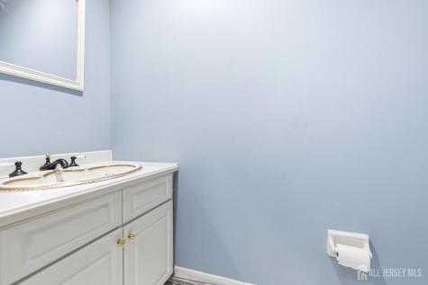 15 Wilmbelton Court Edison NJ 08820